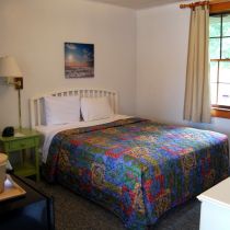 The Dare Haven Motel on the Outer Banks, Cozy Queen Room
